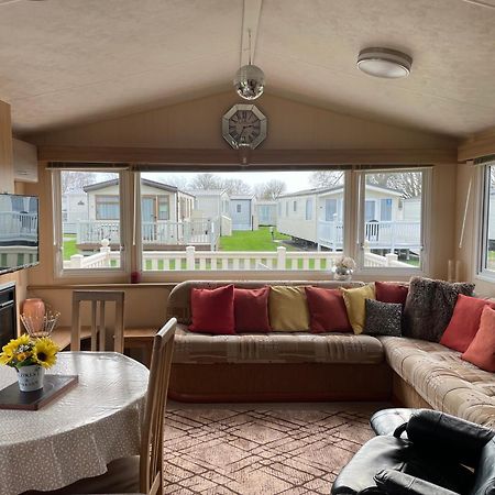 Cosy 3 Bedroom Caravan, South Cerney Exteriér fotografie
